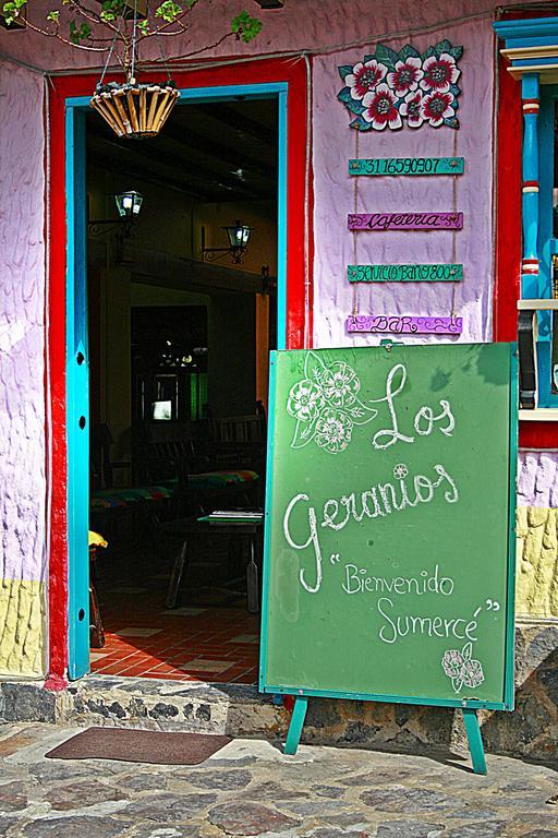 Hotel Los Geranios Duitama Esterno foto